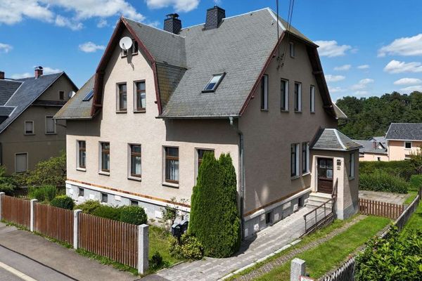 Ruhe, Platz und Lebensqualität – Ihr Familiendomizil in Auerbach