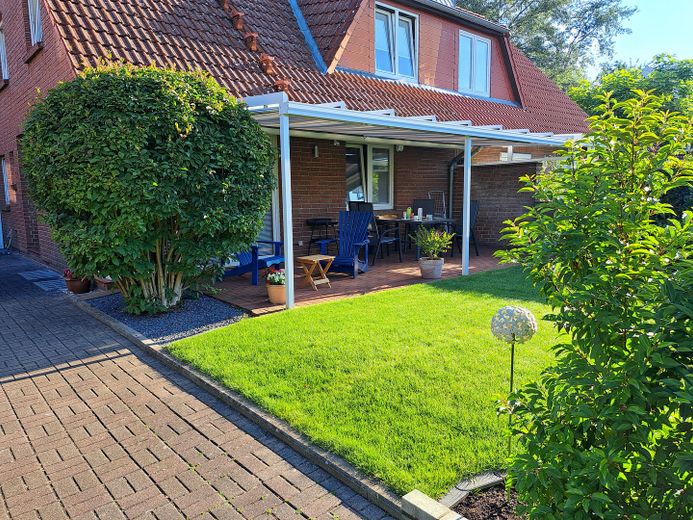 Blick vom Garten auf die Terra