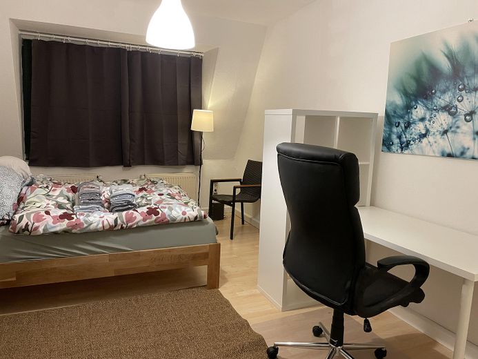 Möblierte 3 Zimmer Maisonette Wohnung in zentraler Lage zu vermieten – Foto 15