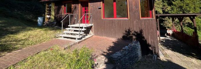 Cozy home with a large plot on the Wehd in Sonneberg!