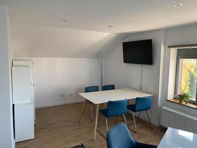 Büro Räume-1A Lage- Neu- alle NBK inklusive – फोटो 5