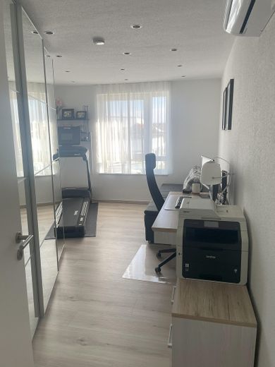 Arbeitszimmer
