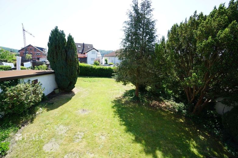 Familienhaus in ansprechender Lage (UKS) zu verkaufen! – Garten