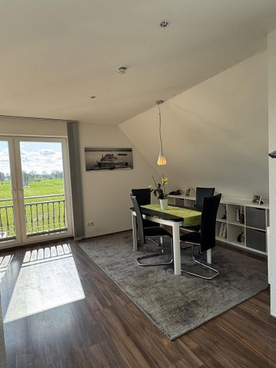 modernisiertes Ein-/Zweifamilienhaus mit Feldblick - PROVISIONSFREI – Essbereich OG