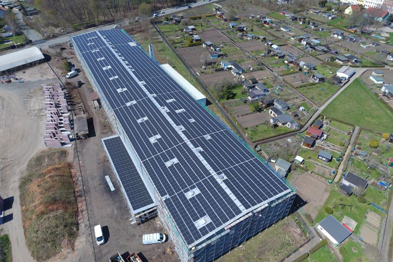 Luftbild PALLA mit Solaranlage