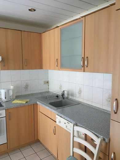 Gepfl. 3-Zi-Whg. 89qm Balkon Bad Gäste-WC Keller Tiefgarage in Nbg provisionsfrei v. Privat – Foto 4