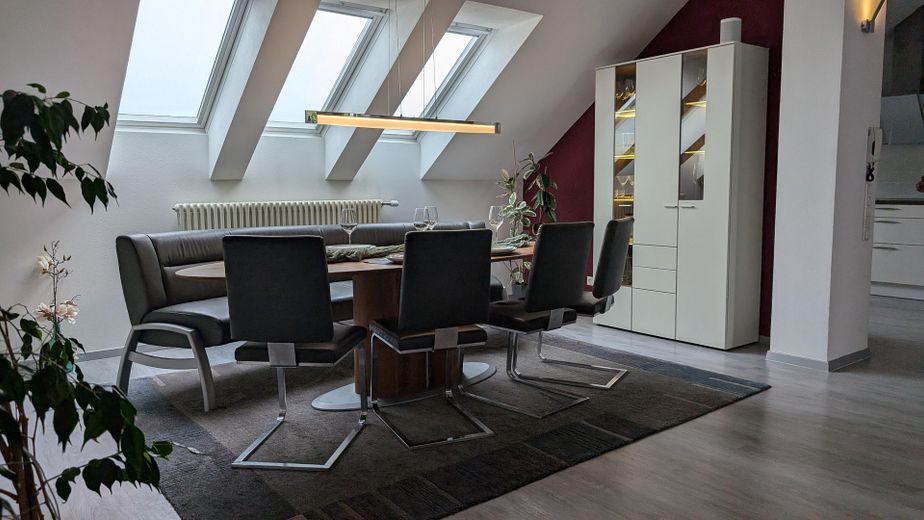 Wohnzimmer mit Essbereich