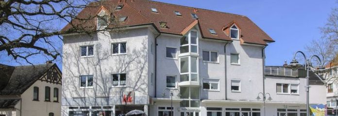 High-yield real estate package with residential and commercial use