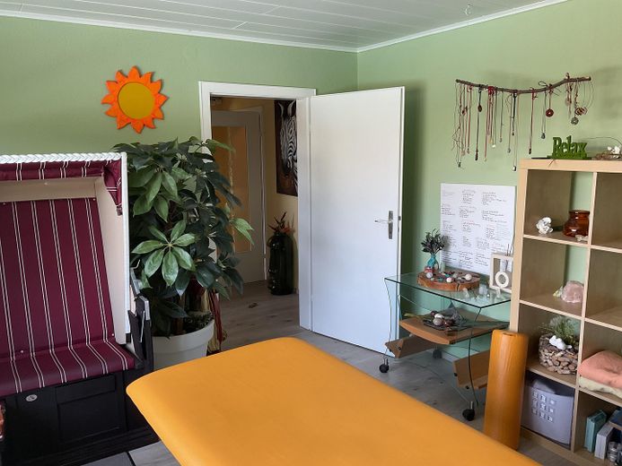 Gepflegtes Einfamilienhaus  mit Einliegerwohnung   . Stadtrand , Grenze zu Halver – Wellnessraum/Schlafzimmer Einl