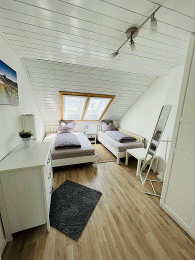 Moderno piso de 3 habitaciones en una ubicación muy céntrica (posible uso como apartamento vacacional) – Foto 7