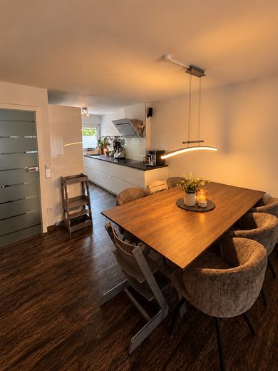 Casa a schiera centrale ben tenuta – Foto 1