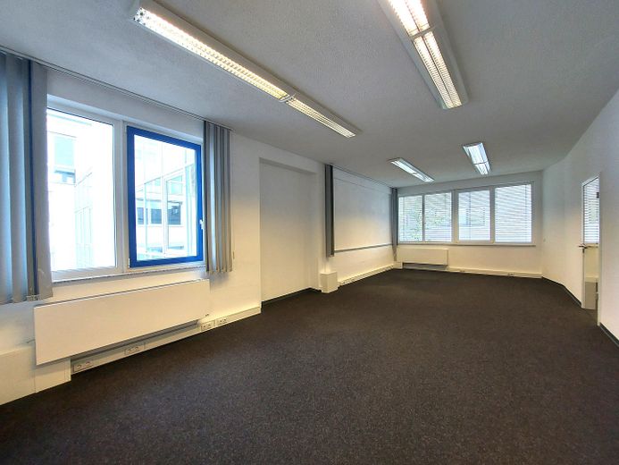 Attraktive Büroflächen direkt vom Eigentümer  |  diverse Flächen / teilbar ab 20qm – Foto 6