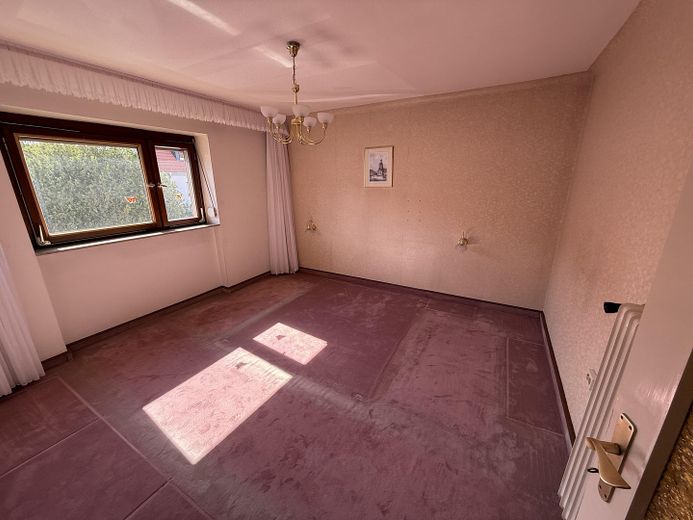 Reiheneckhaus in Saarbrücken St. Arnual – Schlafzimmer
