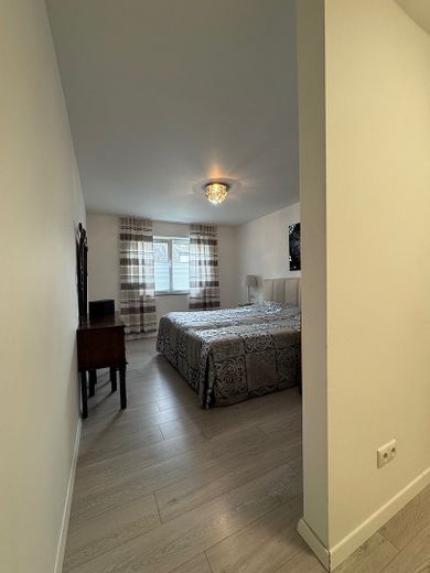 Moderno appartamento di design di 4 locali con la massima efficienza energetica – Foto 15