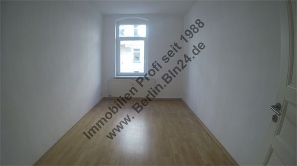 super günstige 3er WG taugliche Wohnung HP – G0010005