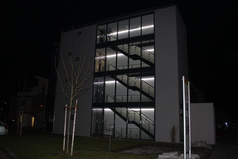 Treppenhaus bei Nacht