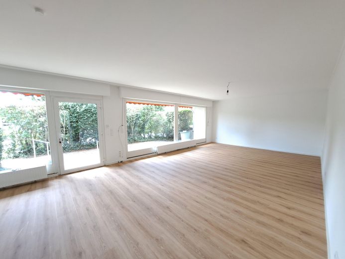 Komisyonsuz & müstakil: Dieburg’un en iyi konumunda geniş aile mutluluğu! – Wohnzimmer