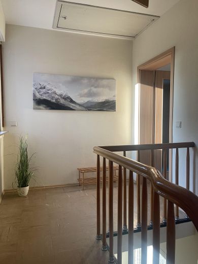 Freistehendes Ein- Zweifamilienhaus in Hagen-Hohenlimburg in bevorzugter Lage Hohenlimburg-Reh – Treppenaufgang zum 1.OG
