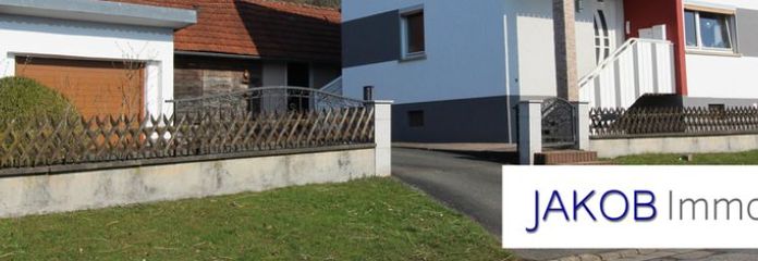 Traumhaftes Wohnen im Frankenwald: Geräumiges Zweifamilienhaus nahe Kronach