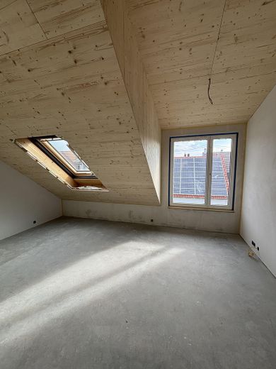 Maisonette-Wohnung mit 2 Balkonen – DG