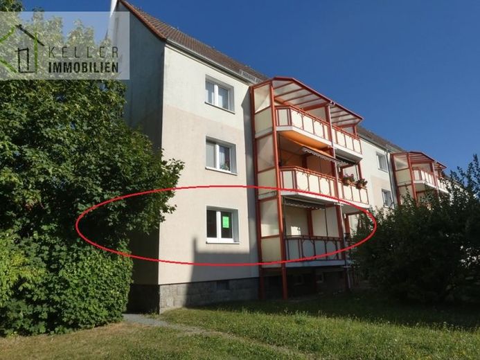 Werdau-West - 3-R-EG-Wohnung mit Balkon, bodengleiche Dusche, inkl. hochwertige Einbauküche – फोटो 1