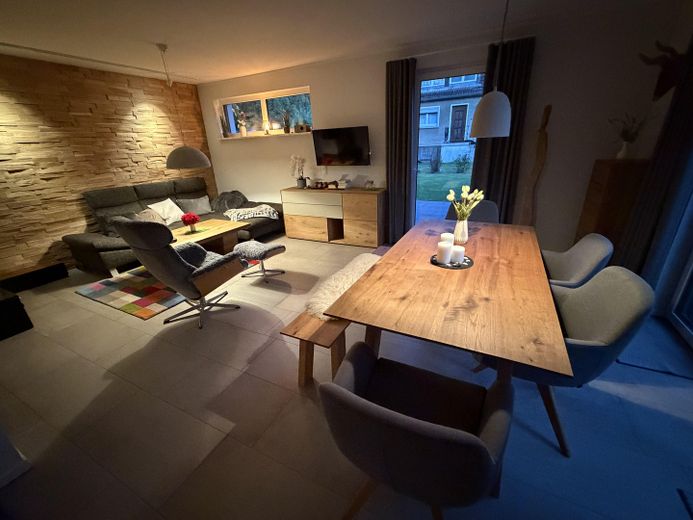Neuwertiges bezugsfertiges Haus – Foto 3