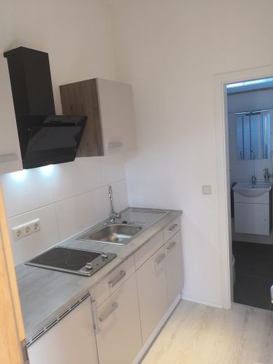 Moderno appartamento ammobiliato di 1 locale nel cuore di Meerane – Foto 6