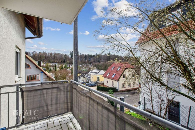 Balkon mit Abendsonne