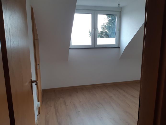 H`rath-Straß,mod.Komf.-Mais-Whg.ruhig, Südbalkon, 2.OG – 2. Ebene