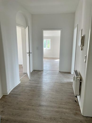 SOFORT: 77qm 2-Zimmer 3. Etage DG Markkleeberg | 3min S-Bahn | 5min agra-Park | saniert 2022 – Flur