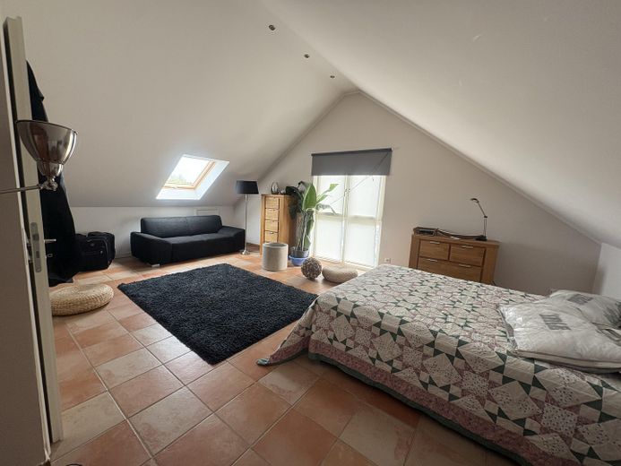 Reiheneckhaus – Dach/Studio/Wohnen