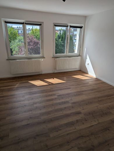Komplett-Wohnung oder einzelne WG-Zimmer, zentral gelegen! – Foto 4