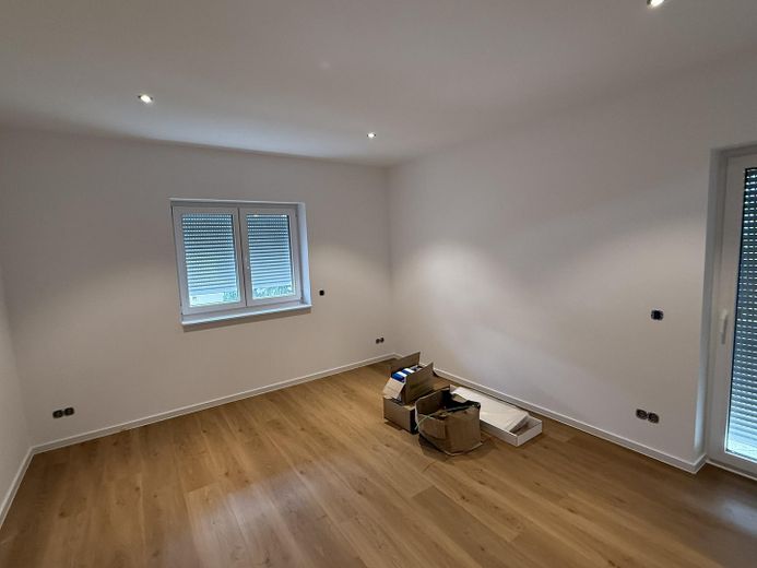 Zimmer 2, Zugang zum Balkon