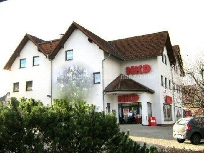 Edificio residencial y comercial atractivo en Alsfeld – Foto 1