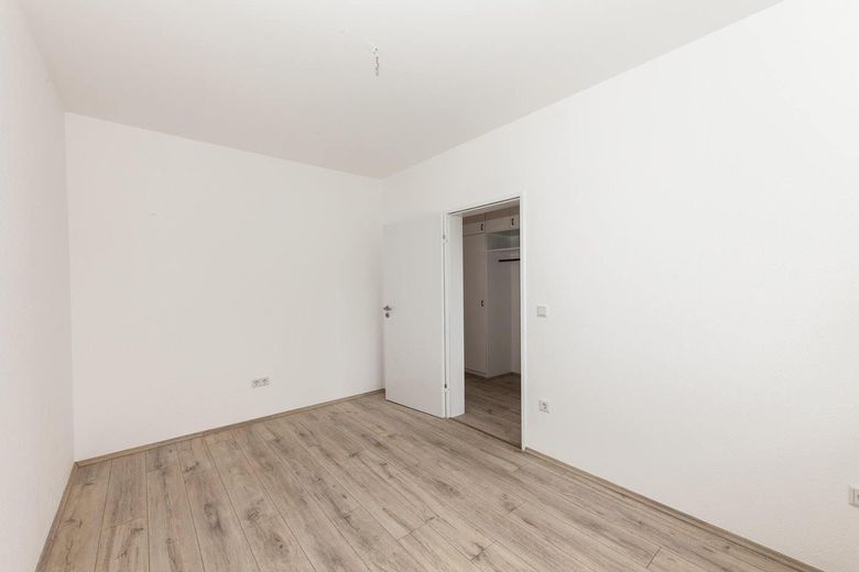 Luminoso appartamento di 4 locali in Lessingplatz – Kinderzimmer
