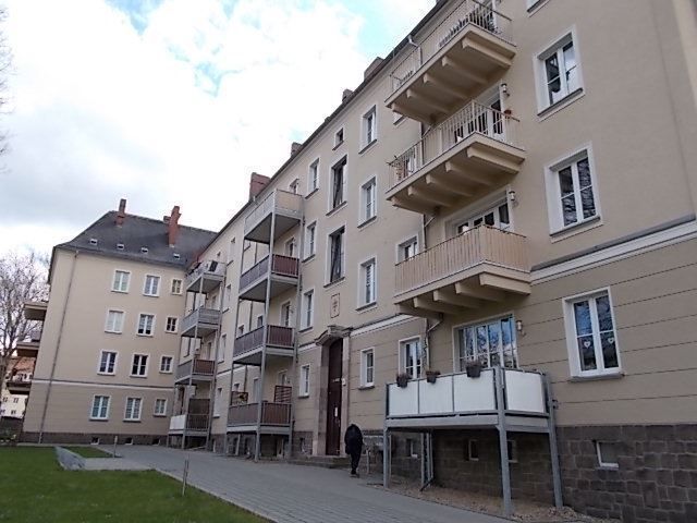 *Neusanierte und großzügige 2-Zimmer mit Laminat und Wannenbad in schöner Lage* – DSCN1053