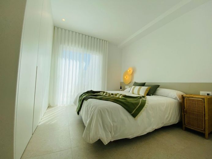 Luxus Duplex Bungalow an der Costa Blanca – Wohnung kaufen in Spanien mit www.bestcostahome.de Gerd Ströckens Telefon 015172426936 Torrevieja Weiße Strände Spaniens Bestes Klima