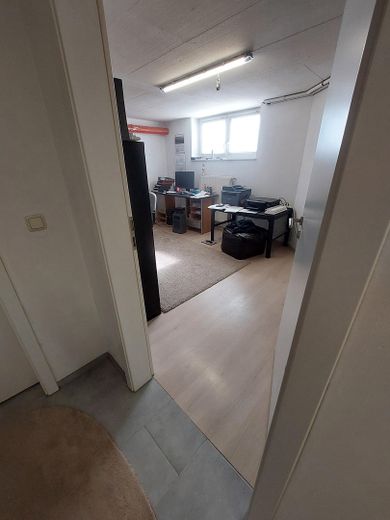 Casa unifamiliare con veranda invernale ;terrazza; giardino e garage.  !!(prezzo trattabile) – Foto 26
