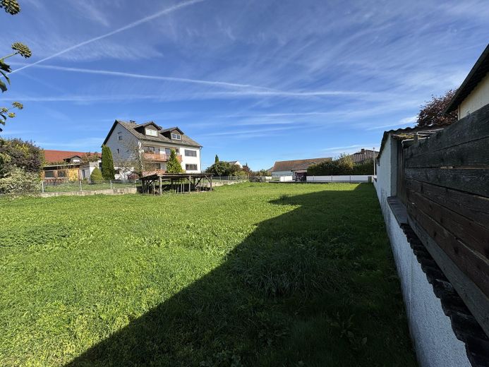 Grundstück in TOP-Lage in Gaimersheim, provisionsfrei, voll erschlossen – Ansicht von Westen