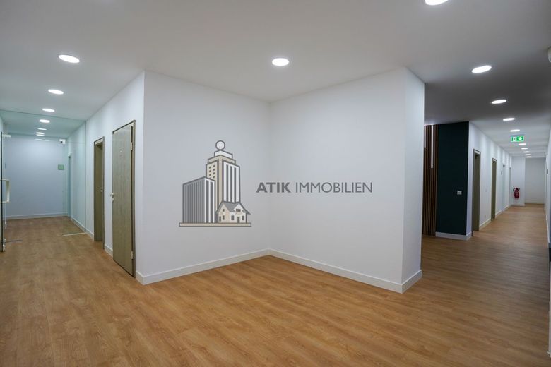 ATIK: *Erstbezug nach Sanierung* in Mannheims bekanntester Büromeile nähe Wasserturm -Provisionsfrei – Flur