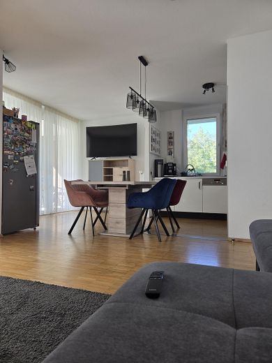 🏡 Atrakcyjne 4-pokojowe mieszkanie własnościowe z dużym ogrodem w Bad Krozingen – Zdjęcie 8