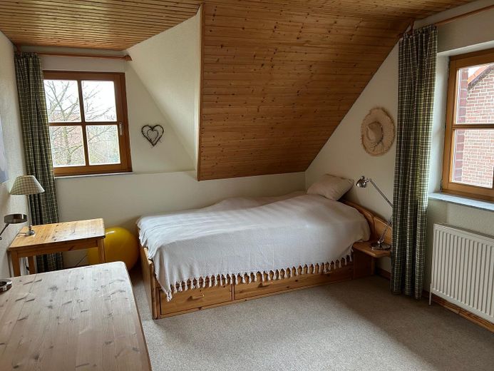 Schlafzimmer 3