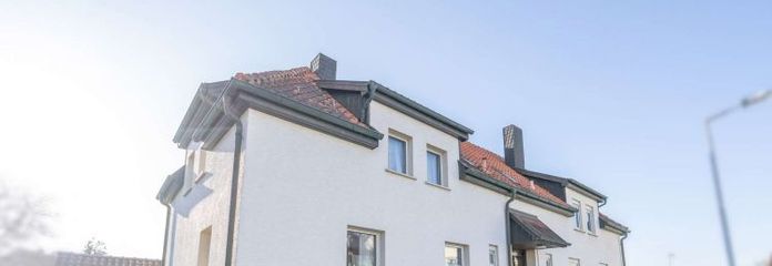 Residential house in need of renovation centrally located in Ebersdorf!