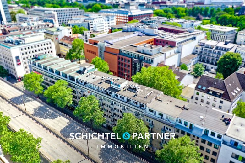 Bahnhofsvorstadt | Lukratives Wohn- &amp; Geschäftshaus mit 54 Einheiten – S&amp;P | Luftansicht