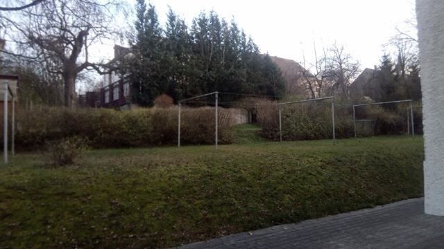 Großzügige 2-Zimmer mit Laminat, Balkon und Wannenbad zum Toppreis in ruhiger Lage! – Hinterhof
