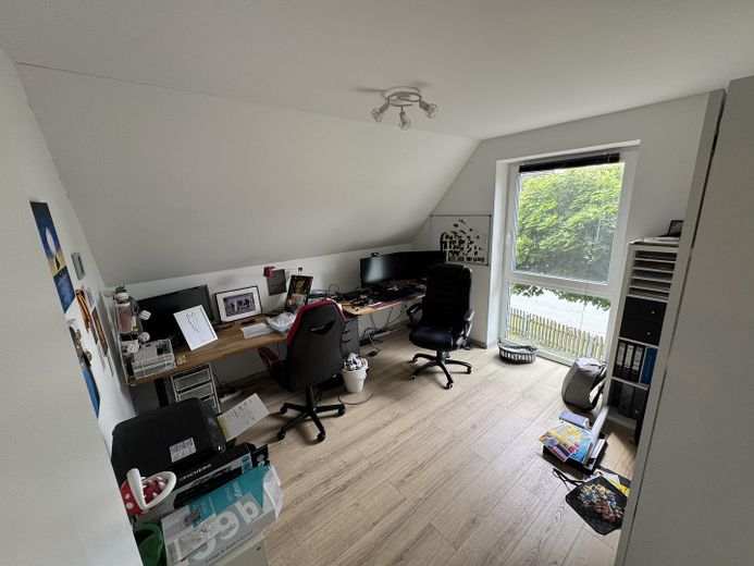 Modernes Einfamilienhaus mit hochwertiger Ausstattung und Smart-Home-System in Groß Wesenberg – Zimmer 4 OG