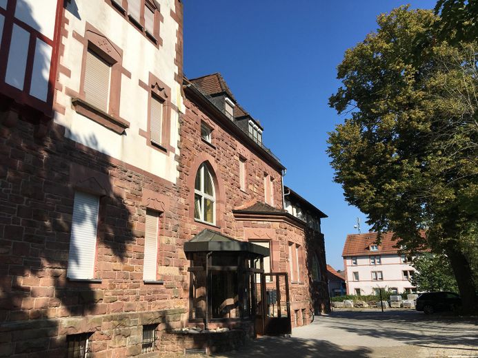 Wohnen mit Flair - sanierte Wohnung in der Klingenburg – Klingenburg