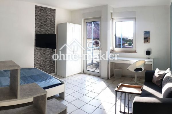 Wysokiej jakości, w pełni umeblowany apartament z dużym balkonem, dostępny od października 26