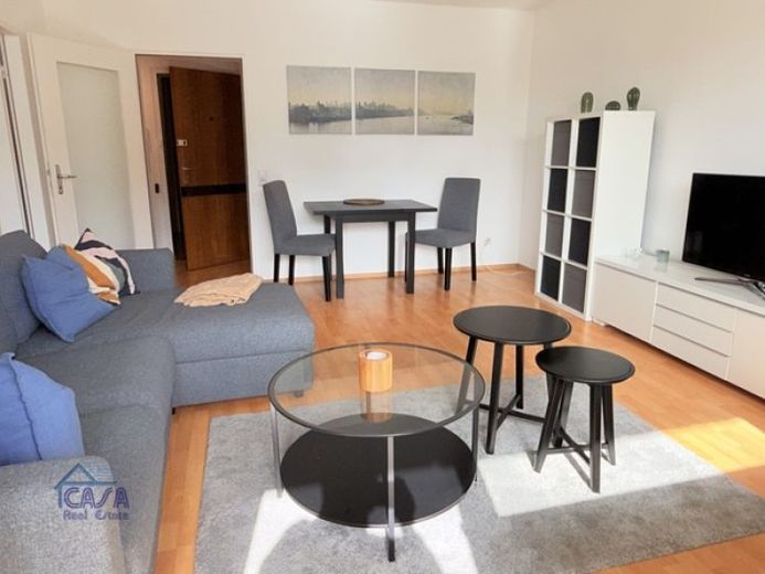 WESTEND-NORD: neu möblierte 2,5 Zimmer Wohnung mit Balkon und Skyline Blick, Erstbezug nach Renovierung – Foto 1