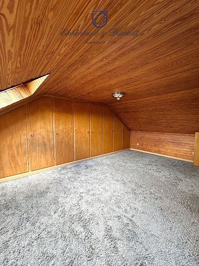 2 bis 3-FH mit Garten + Garage in guter Lage von Sulzbach – Zimmer DG.